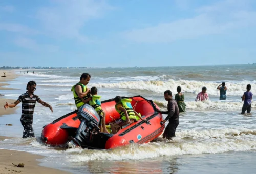 দিঘার সমুদ্রে স্নান করতে নেমে নিখোঁজ নৈহাটির কিশোরী, চলছে তল্লাশি