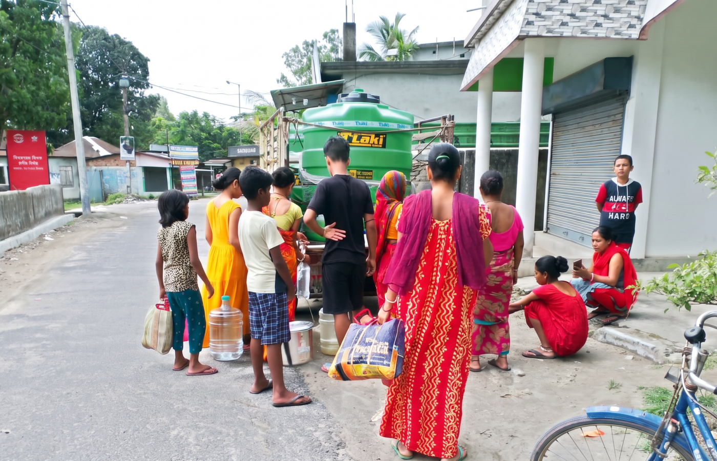 জলপাইগুড়িতে বিদ্যুৎ বিভ্রাটে জলসঙ্কট, সমস্যায় একাধিক ওয়ার্ডের বাসিন্দা