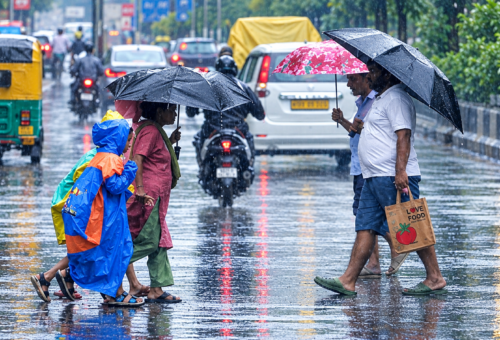 বঙ্গোপসাগরে গভীর নিম্নচাপ, দক্ষিণবঙ্গে ফের ভারী বৃষ্টির সতর্কতা